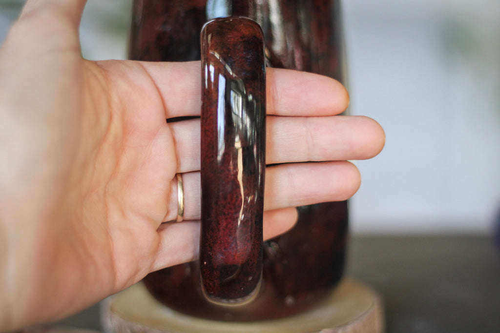 25-B Dragon's Blood Agate Mug, 25 oz.