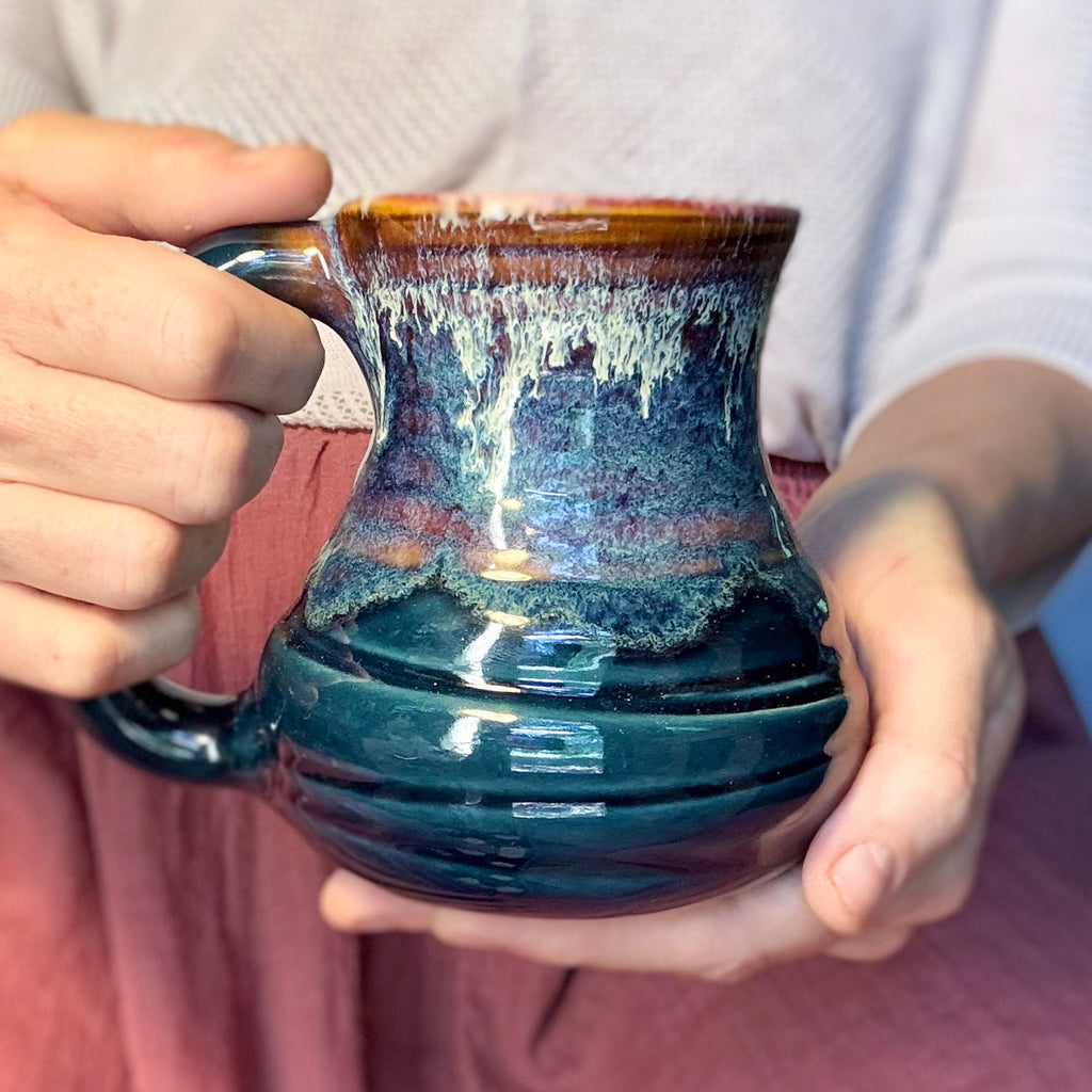 25-F New Wave Flared Textured Mug, 16 oz.