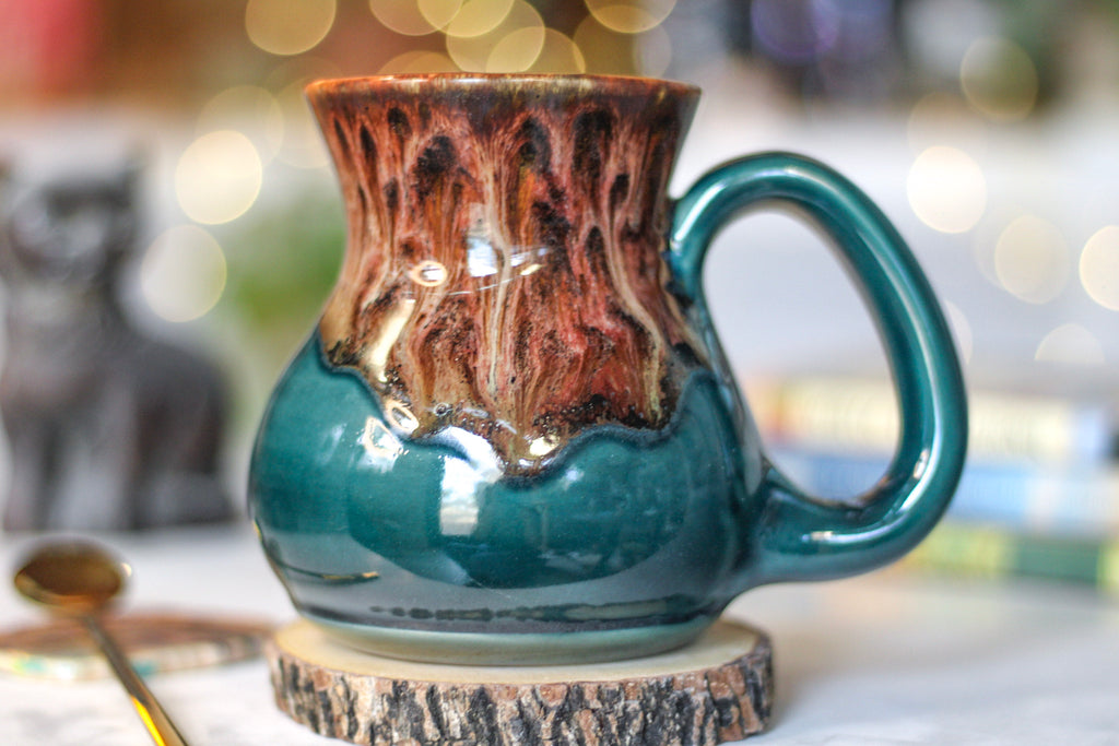 25-D Caramel Flared Acorn Mug, 18 oz.