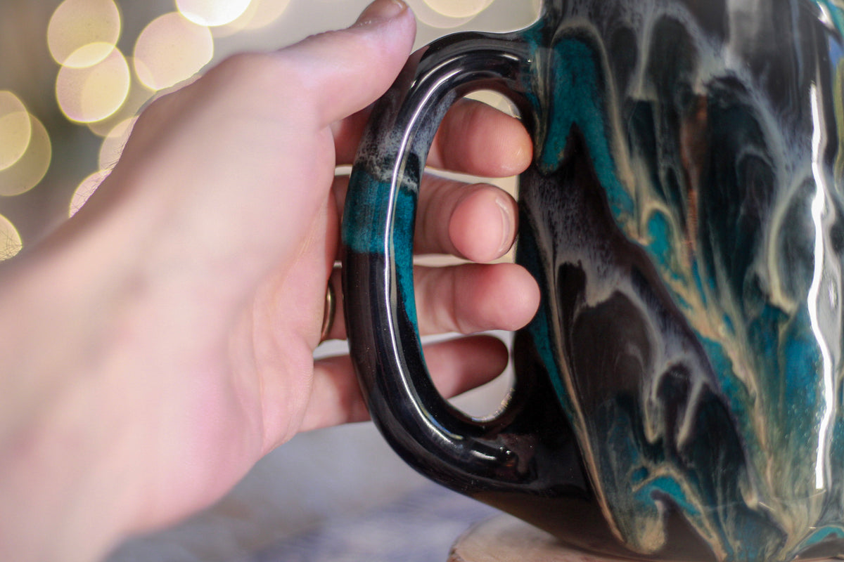 19-D Turquoise Grotto Mug - MISFIT, 22 oz. - 15% off