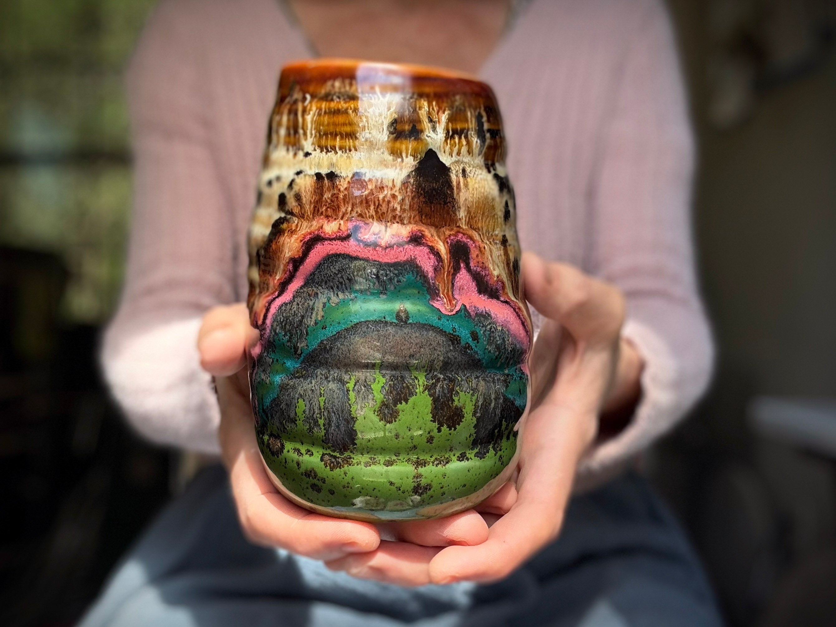 01-B Molten Cheetah Swirly Mug - TOP SHELF, 20 oz.