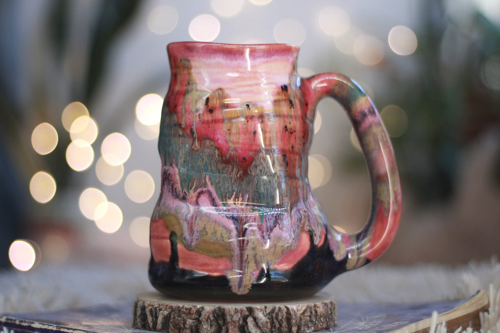 01-A Strawberry Hills Textured Divot Mug - TOP SHELF, 22 oz.