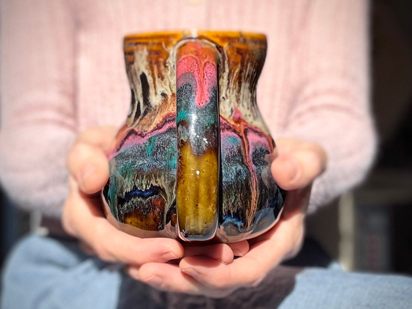 03-B Molten Cheetah Textured Mug, 19 oz.