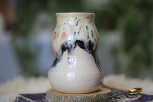 Load image into Gallery viewer, 03-D Granny's Lace Mug, 20 oz.- MINOR MISFIT, 10% off
