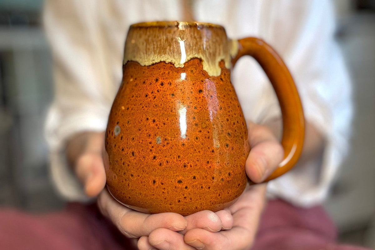 07-F Pumpkin Chai Curvy Mug - TOP SHELF, 20 oz.