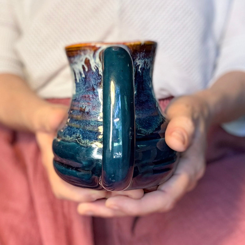 25-F New Wave Flared Textured Mug, 16 oz.