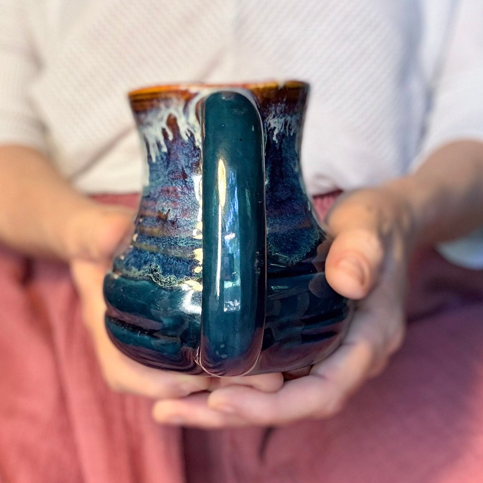 25-F New Wave Flared Textured Mug, 16 oz.