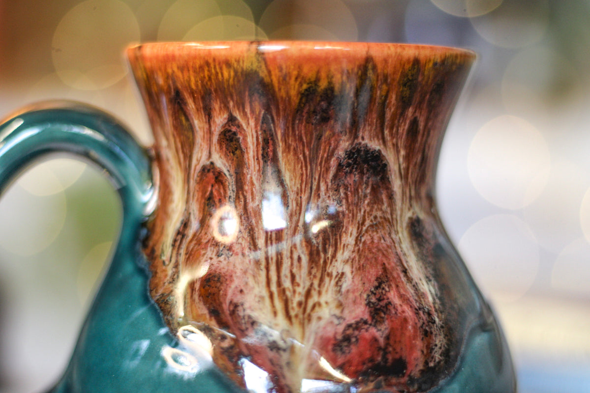 25-D Caramel Flared Acorn Mug, 18 oz.
