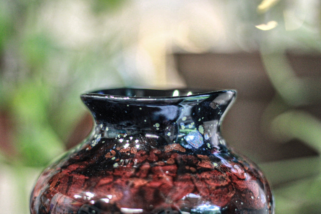 24-D Scarlet Stellar Wabi-Sabi  Smudge Cup/Vase, 16 oz.