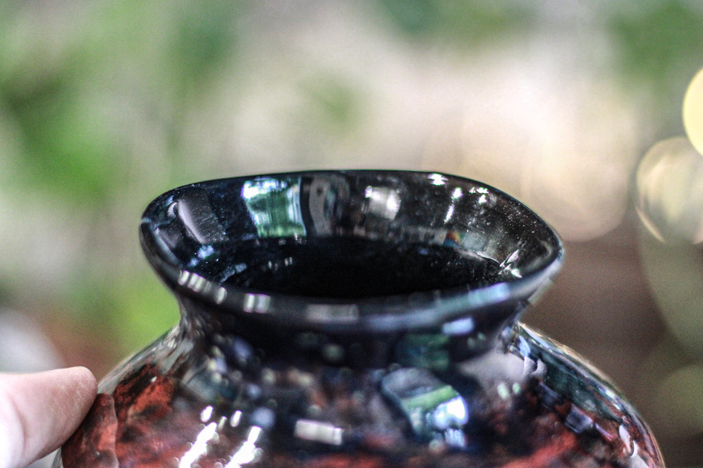 24-D Scarlet Stellar Wabi-Sabi  Smudge Cup/Vase, 16 oz.