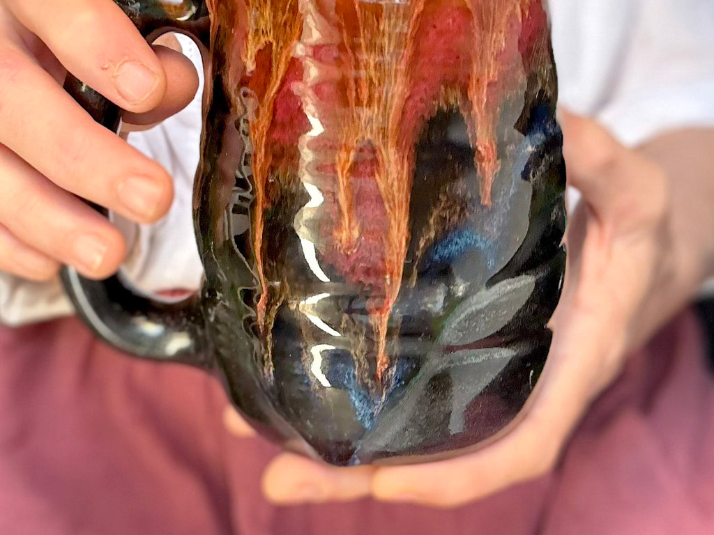 26-D Magenta Haze Swirly Mug, 24 oz.