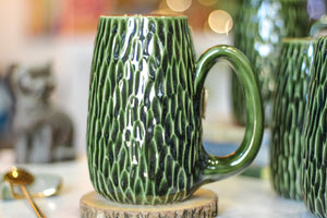 24-E Christmas Evergreen Notched Textured Mug, 22 oz. (This listing is for one mug)