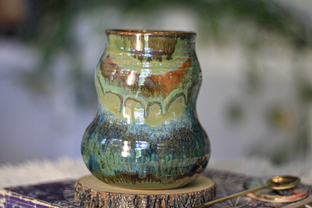 03-D  PROTOTYPE Textured Divot Mug, 18 oz.