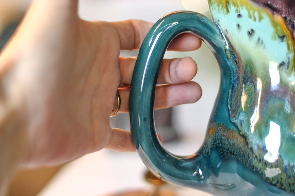 29-A Rocky Mountain Midnight Acorn Gourd Mug - TOP SHELF, 28 oz.