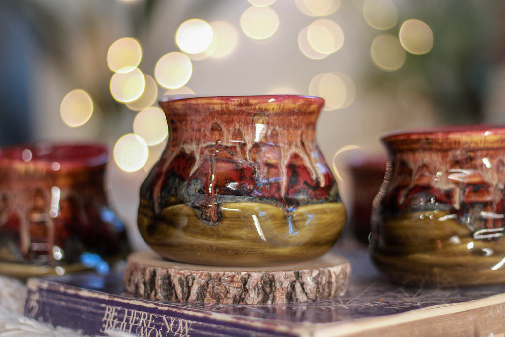 23-E Molten Christmas Divot 'Sipping' Bowl, 12 oz. (This listing is for one bowl)