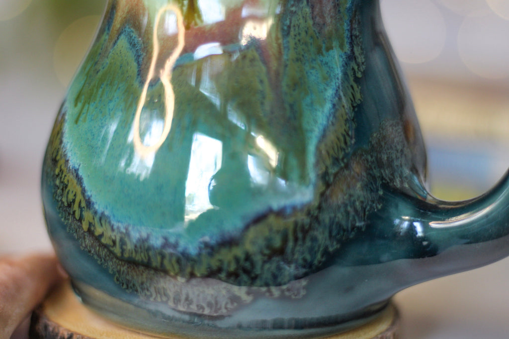 29-A Rocky Mountain Midnight Acorn Gourd Mug - TOP SHELF, 28 oz.