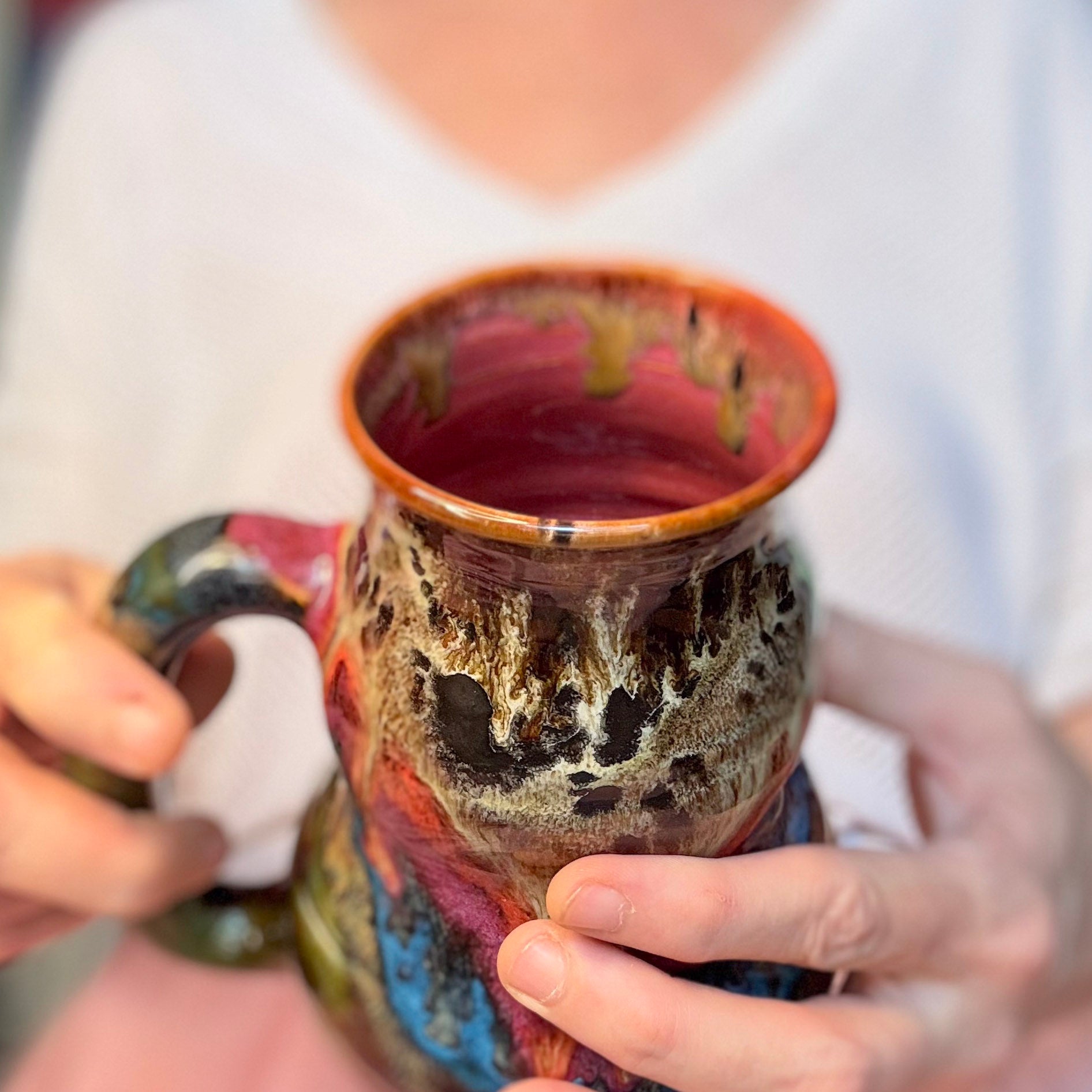 03-B Molten Cheetah Cuddle Mug, 24 oz.