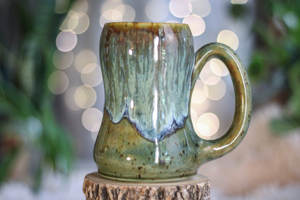 04-D Mossy Falls Acorn Gourd Mug, 20 oz.