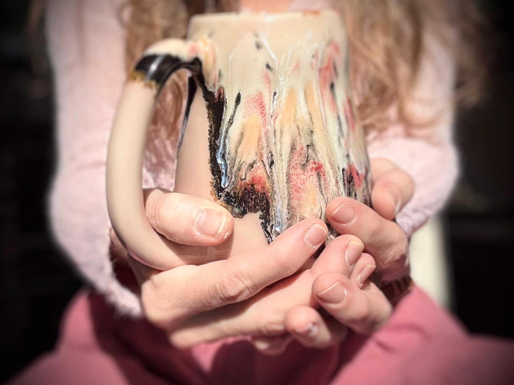 04-E Granny's Lace Mid Mod Mug, 20 oz.