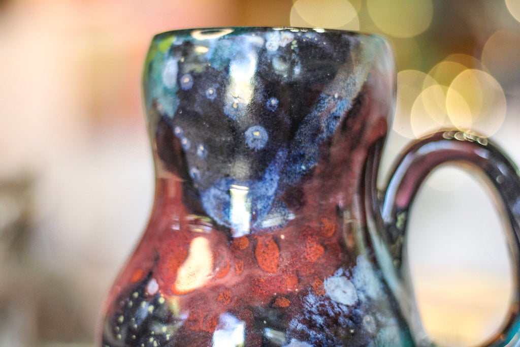27-A Rainbow Stellar Acorn Gourd Mug, 25 oz.
