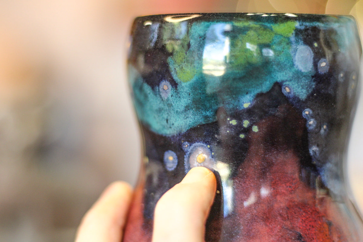 27-A Rainbow Stellar Acorn Gourd Mug, 25 oz.