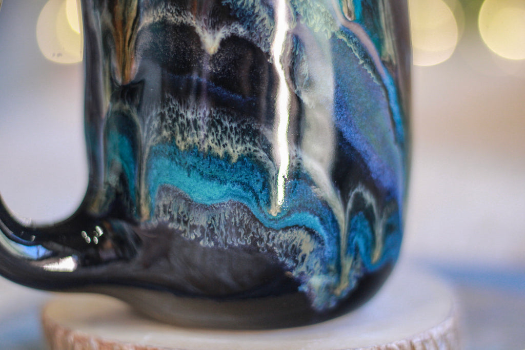 03-E Turquoise Grotto Mug, 21 oz.