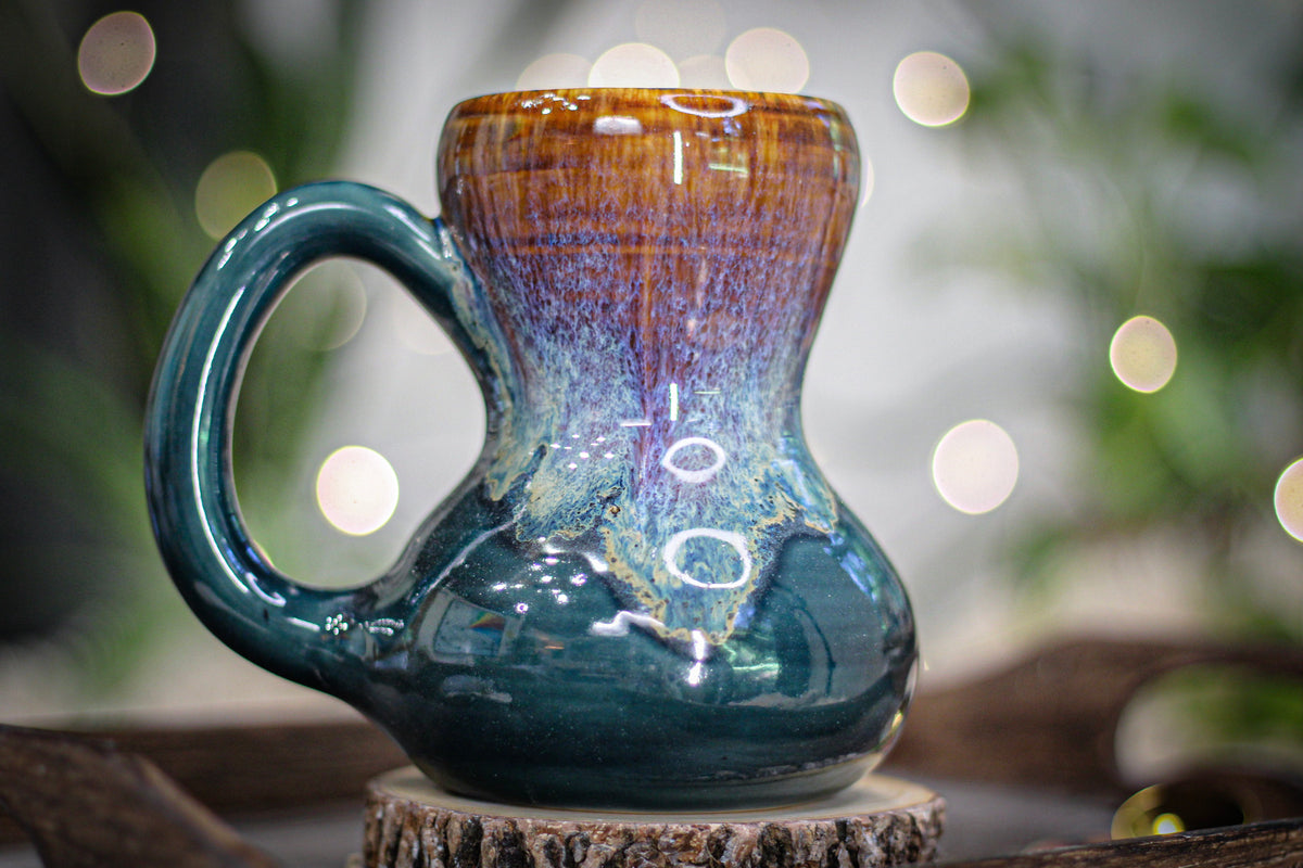 04-D Classic Electric Wave Gourd Mug, 17 oz.