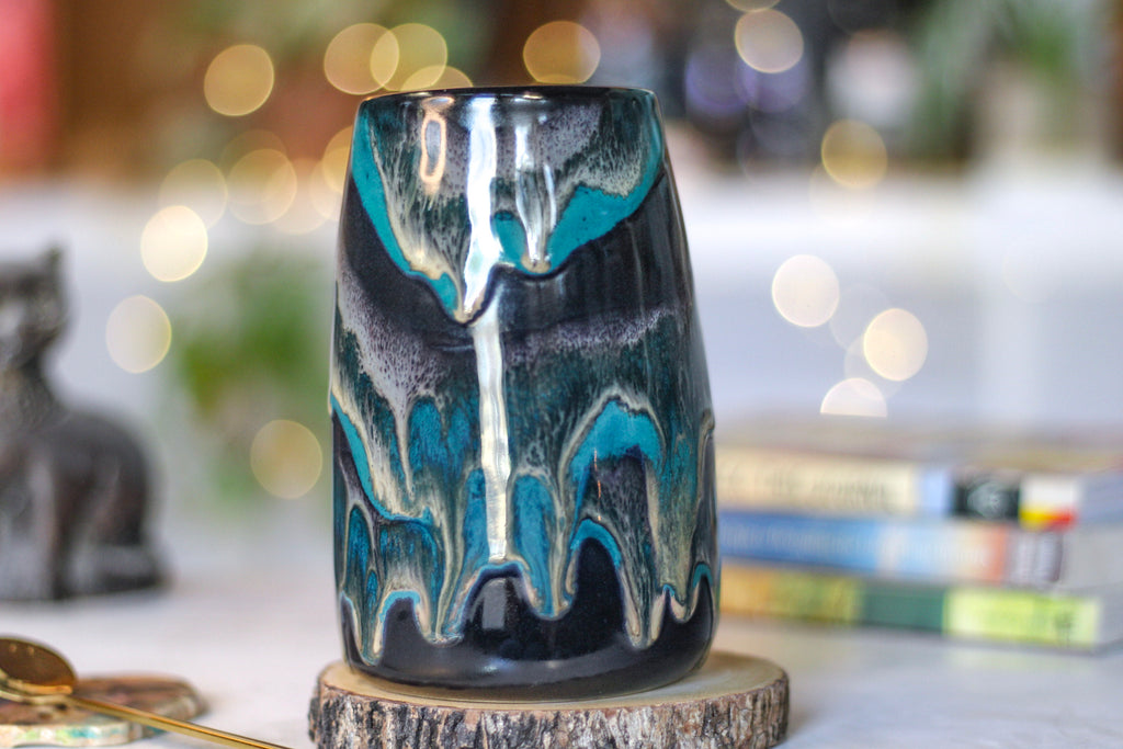 34-D Turquoise Grotto Mug - MISFIT, 21 oz. - 15% off