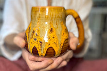 Load image into Gallery viewer, 09-F Pumpkin Chai EXPERIMENT Textured Crock Mug, 17 oz.