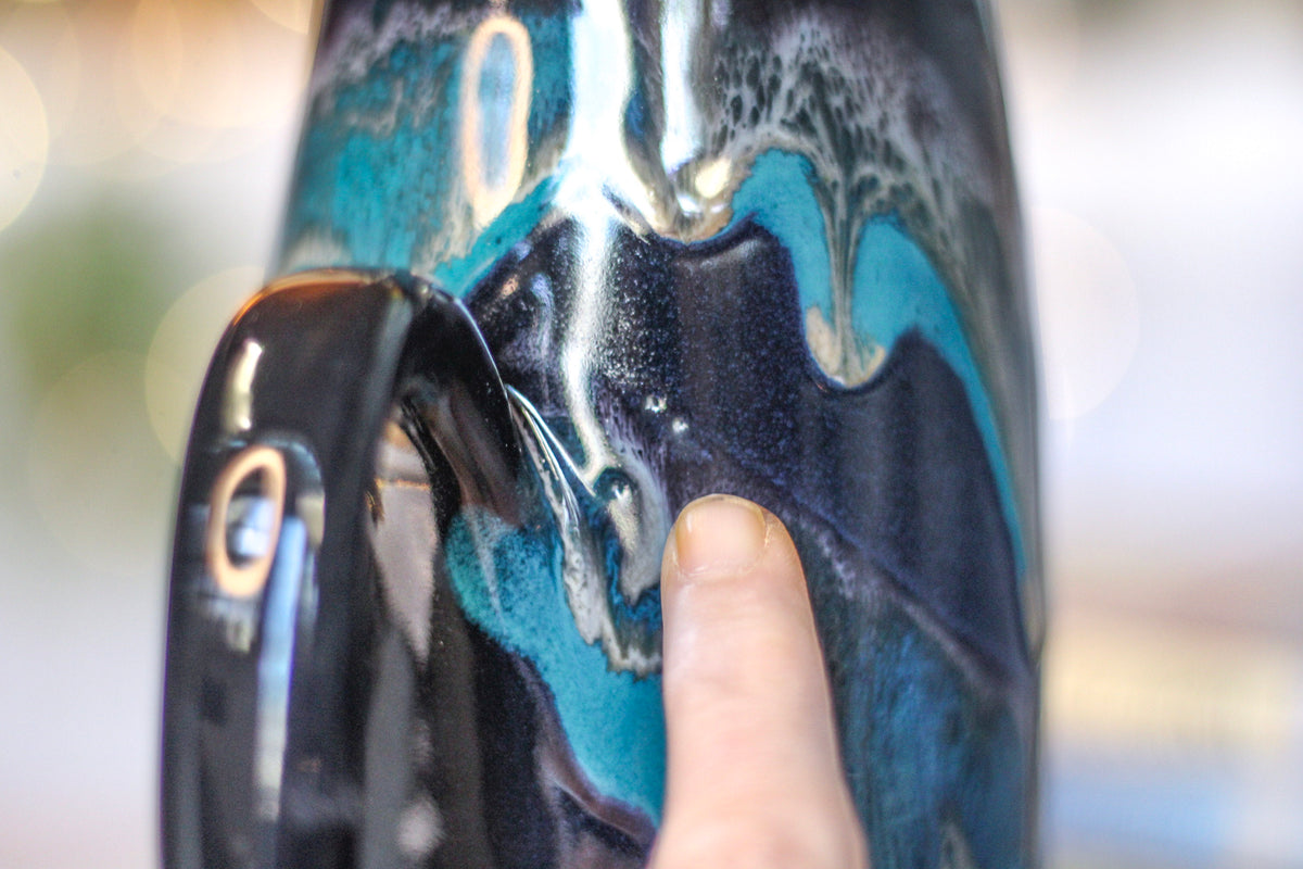 34-D Turquoise Grotto Mug - MISFIT, 21 oz. - 15% off