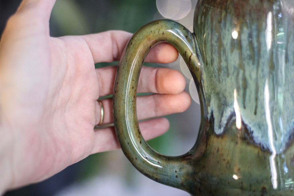 04-D Mossy Falls Acorn Gourd Mug, 20 oz.
