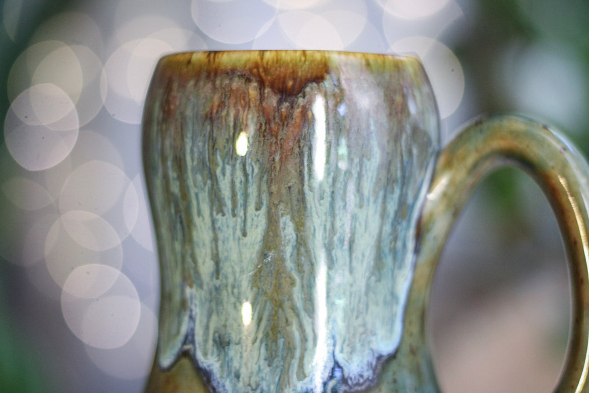 04-D Mossy Falls Acorn Gourd Mug, 20 oz.
