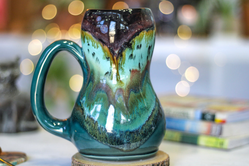 29-A Rocky Mountain Midnight Acorn Gourd Mug - TOP SHELF, 28 oz.
