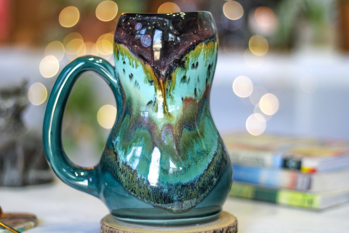 29-A Rocky Mountain Midnight Acorn Gourd Mug - TOP SHELF, 28 oz.