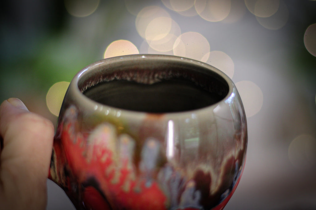 04-B Molten Strata Variation Gourd Mug - TOP SHELF, 19 oz.