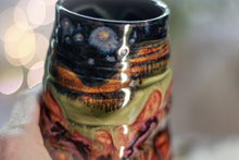 Load image into Gallery viewer, 04-A Green Mountain Midnight Variation Textured Divot Cup, 17 oz - TOP SHELF