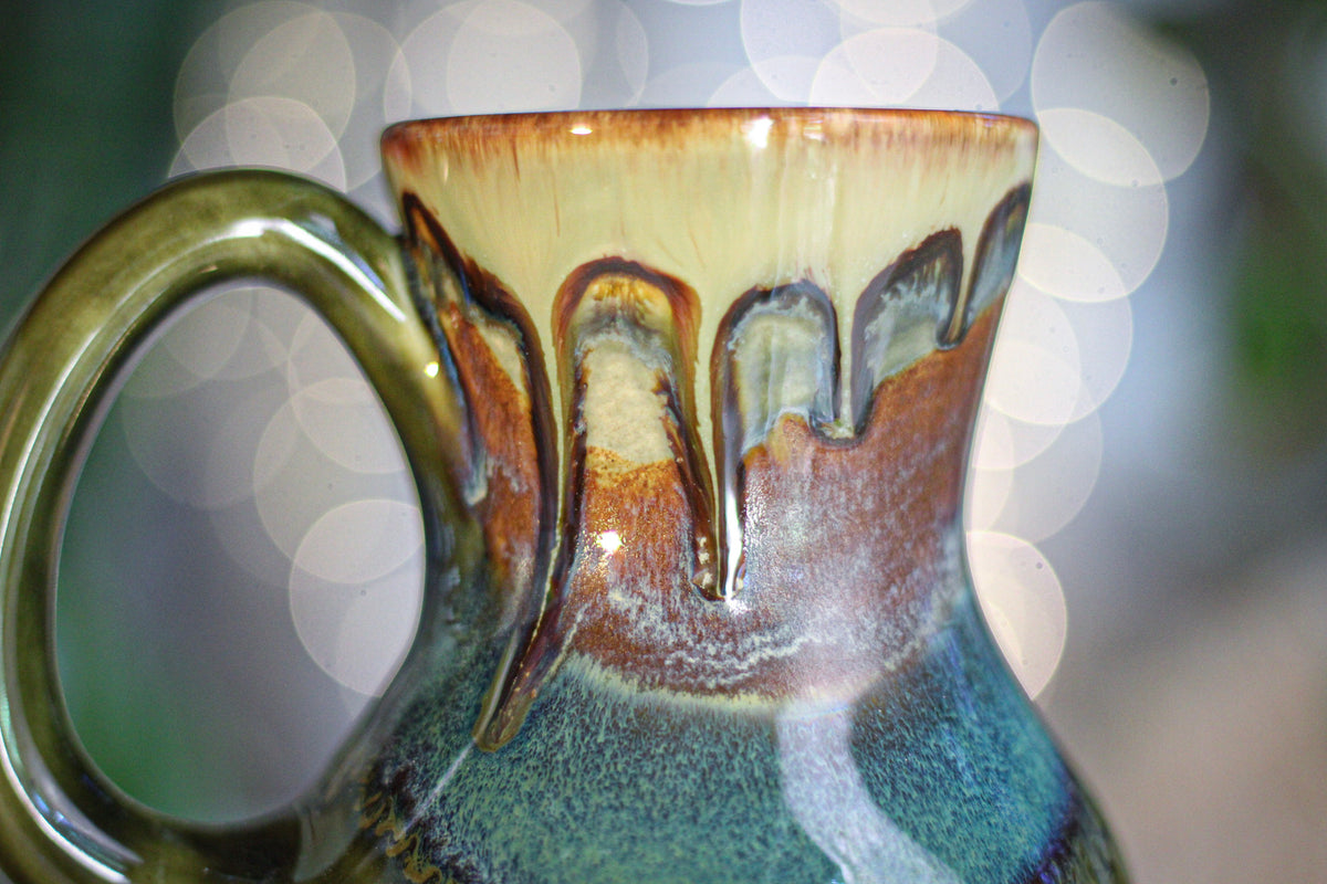 05-D PROTOTYPE Barely Flared Acorn Mug, 17 oz.