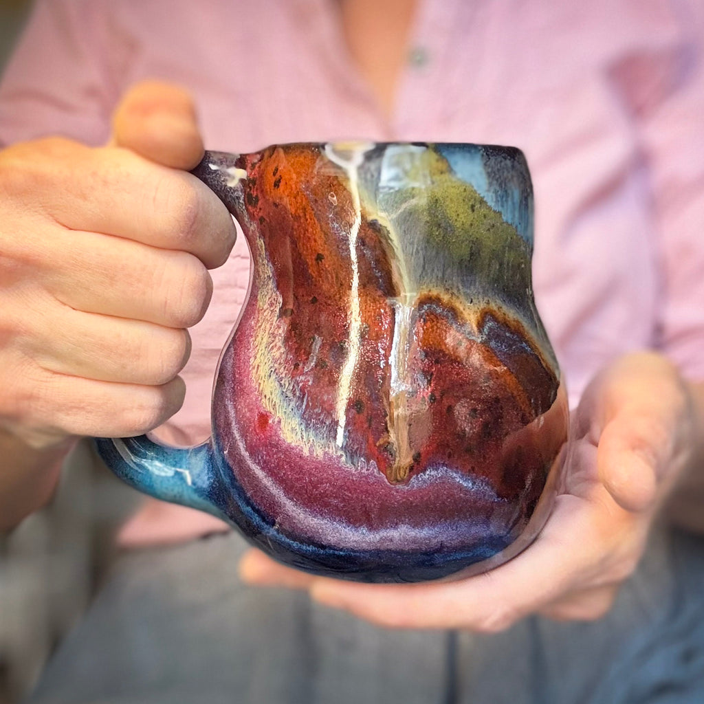 05-C Midnight Rainbow Curvy Mug, 20 oz.