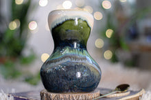 Load image into Gallery viewer, 05-A Green Mountain Magic Acorn Gourd Mug, 21 oz.