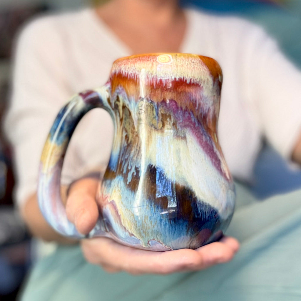 05-C PROTOTYPE Curvy Mug, 20 oz.