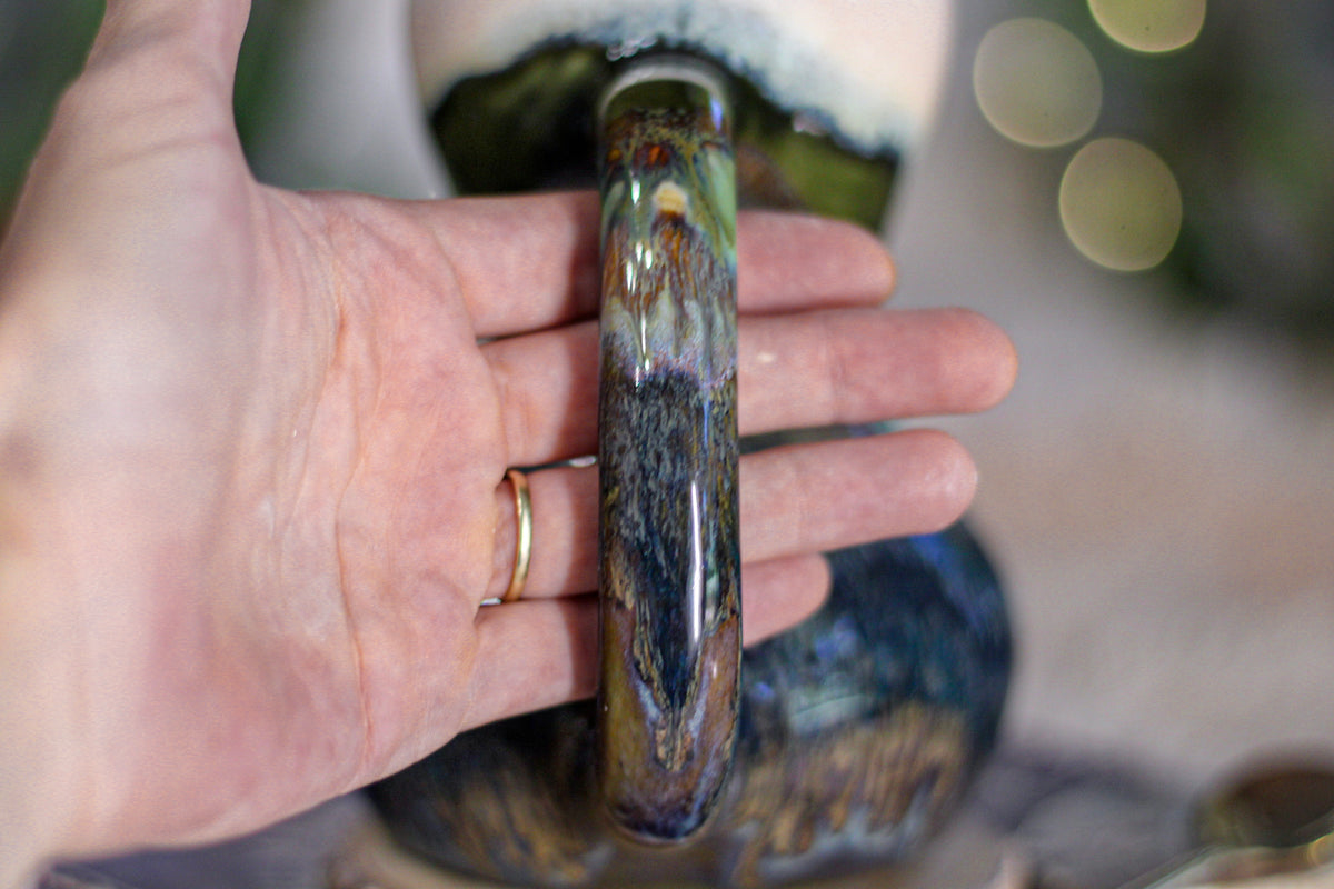 05-A Green Mountain Magic Acorn Gourd Mug, 21 oz.