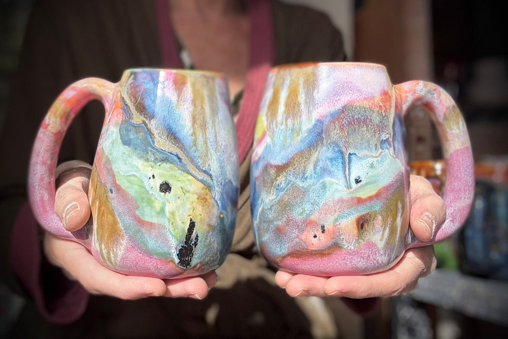 05-E Pastel FLOW Mug, 20 oz. (This listing is for one mug)