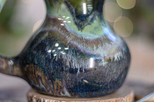 05-A Green Mountain Magic Acorn Gourd Mug, 21 oz.
