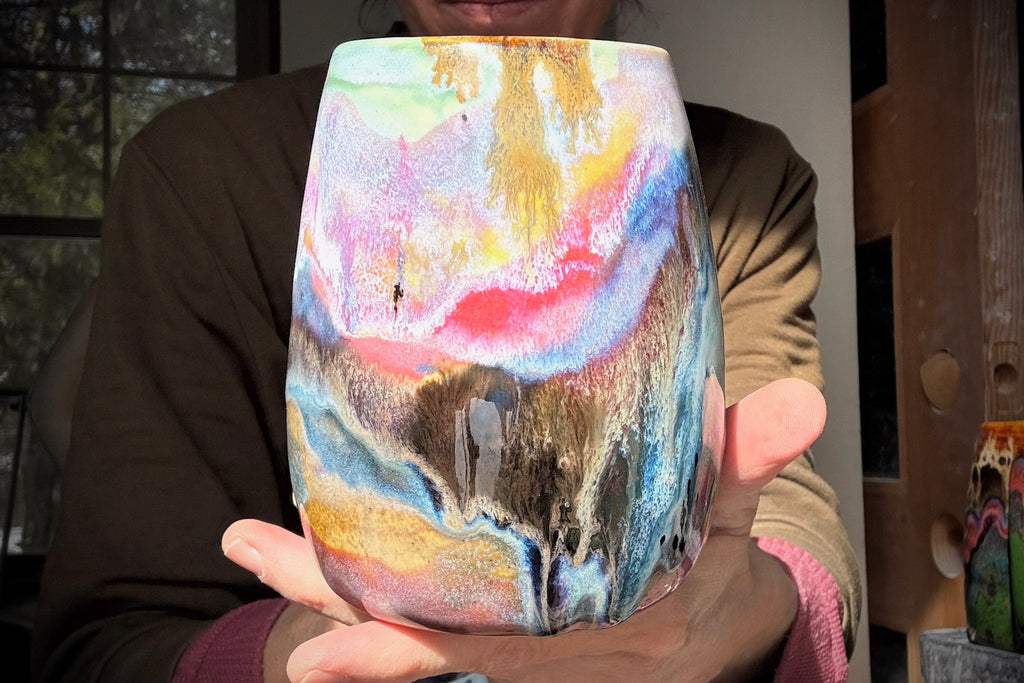 05-E Pastel FLOW Mug, 20 oz. (This listing is for one mug)