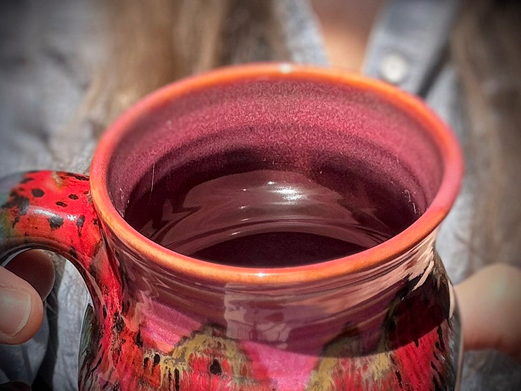 05-B Strawberry Fields Cuddle Mug - TOP SHELF MISFIT, 19 oz.
