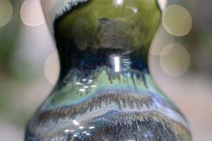 05-A Green Mountain Magic Acorn Gourd Mug, 21 oz.