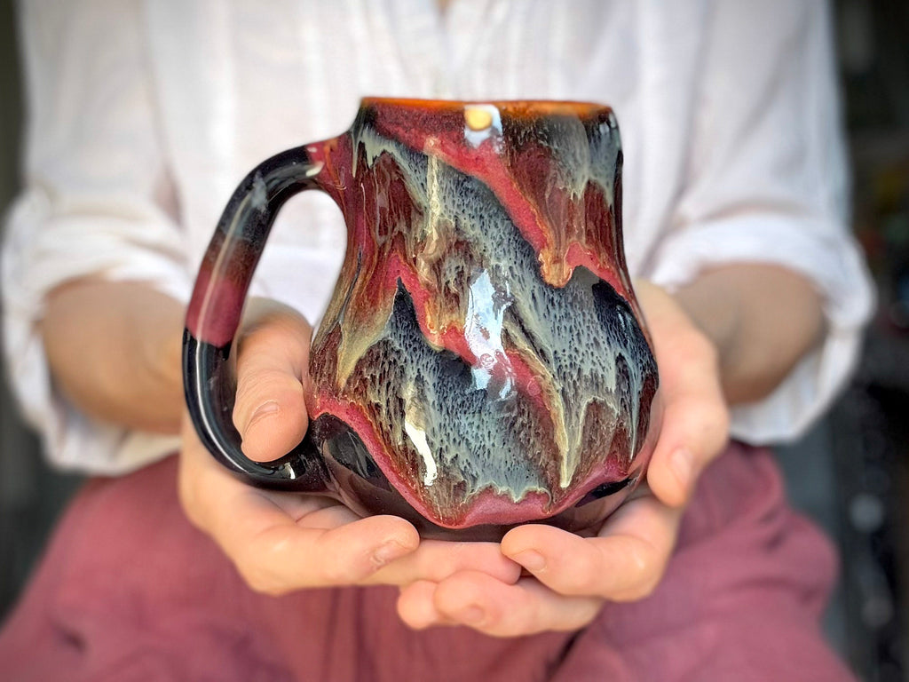 06-D Magenta Grotto Mid Mod Mug, 20 oz.