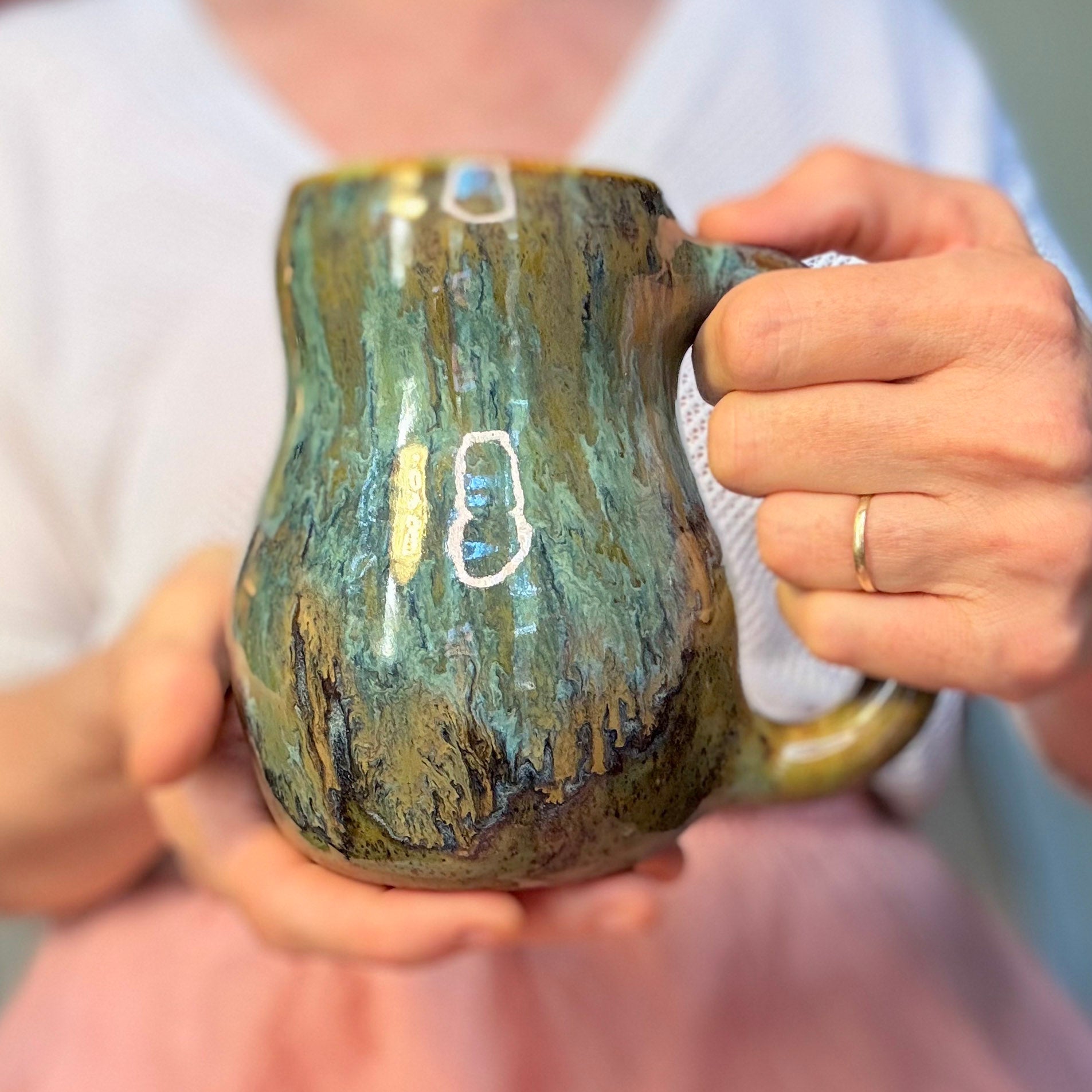 06-D Mossy Wave Gourd Mug, 20 oz.
