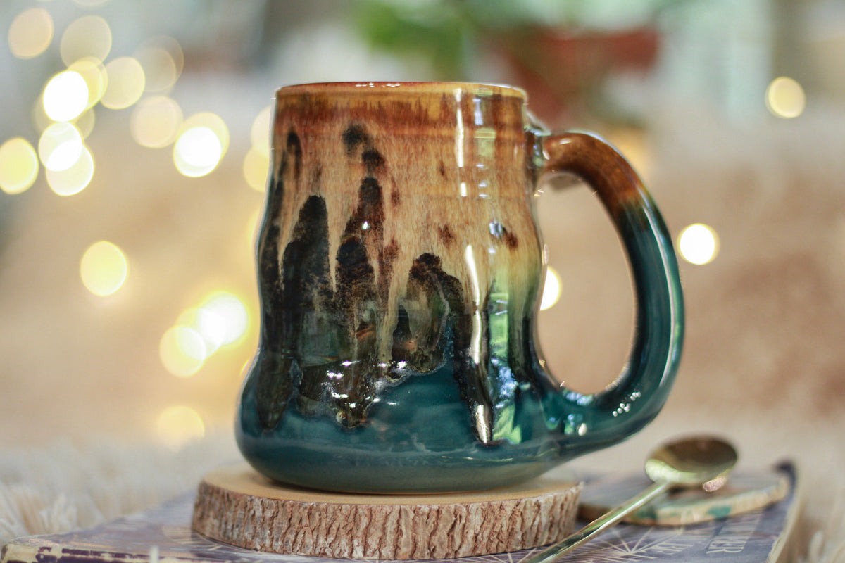 05-D Molten Cheetah Notched Textured Divot Mug, 16 oz.