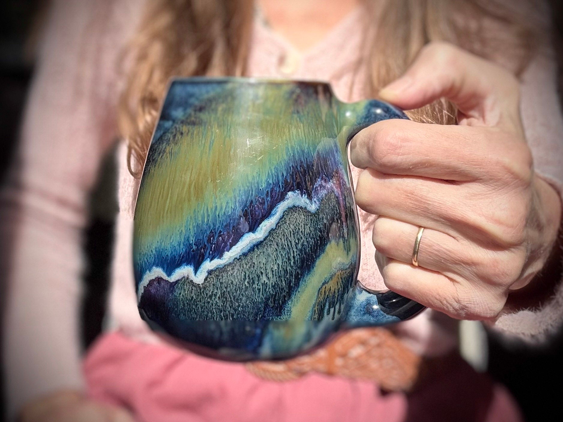 07-D Aurora Mug, 19 oz.